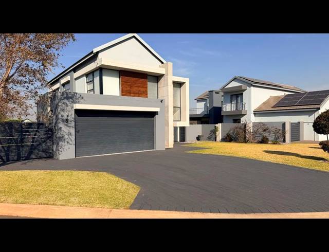 4 BEDROOM HOUSE FOR SALE IN MIDSTREAM MEADOWS